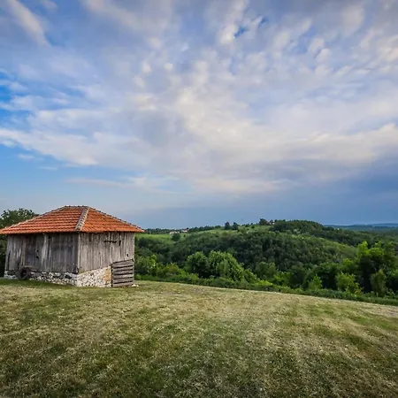 Brvnara Promaja クラドヴォ