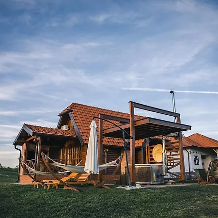 ロッジ Brvnara Promaja